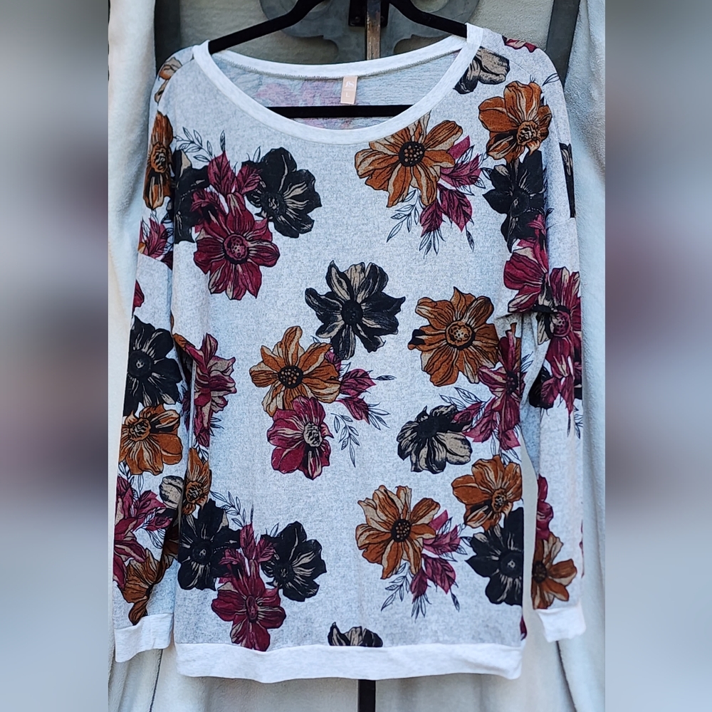 Jinkies Floral Long Sleeve Top